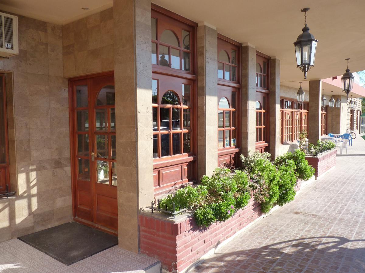 Hotel Quelu Leufu Рио-Колорадо Экстерьер фото